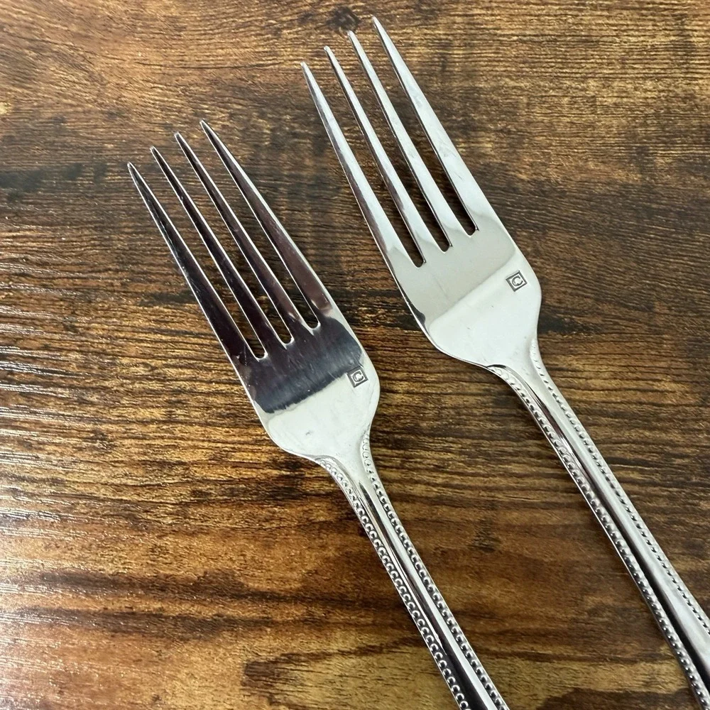 Cuisinart Elite FAMPOUX Dinner Forks 2pcs Stainless Flatware Beaded Outline
